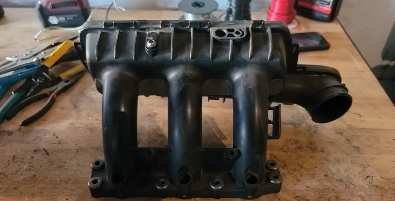 OEM USED CAN AM MAVERICK X3 PLENUM 2017-2021